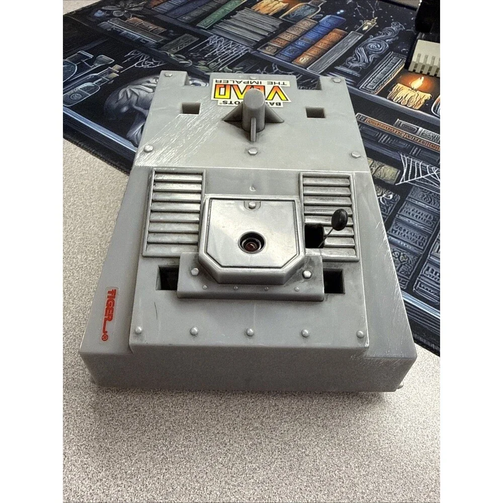 Vintage BattleBots Tiger Electronics Remote-Control Tank Vlad The Impaler